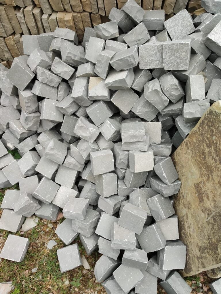 Kota Sand Stone Cobbles, for Landscaping